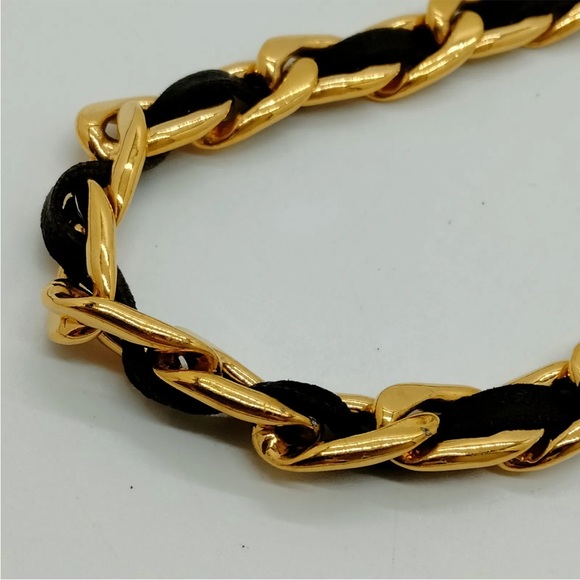 Chanel Gold Tone & Black Chain Belt - 85 cm/33 inches - Picture 5 of 9